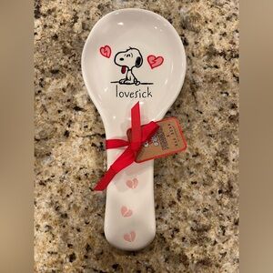 Peanuts Snoopy Lovesick Spoon Rest with Red Hearts Valentine’s Day